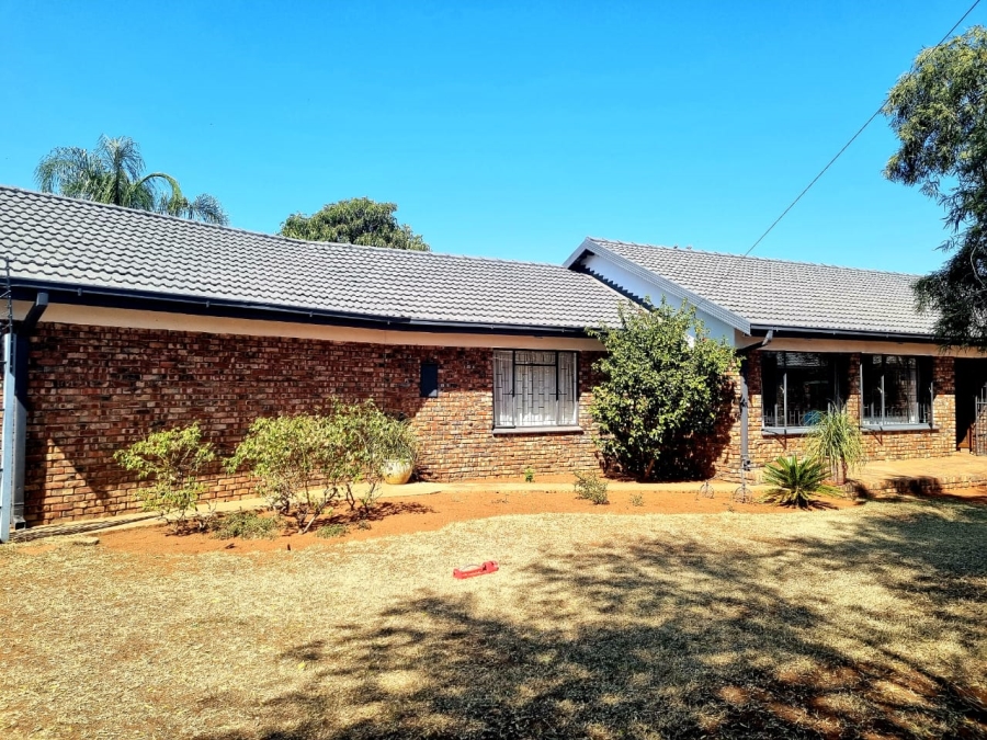 3 Bedroom Property for Sale in Hillcrest Northern Cape